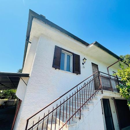 La Casa Di Nonna Attilia Apartment Fondi Ngoại thất bức ảnh